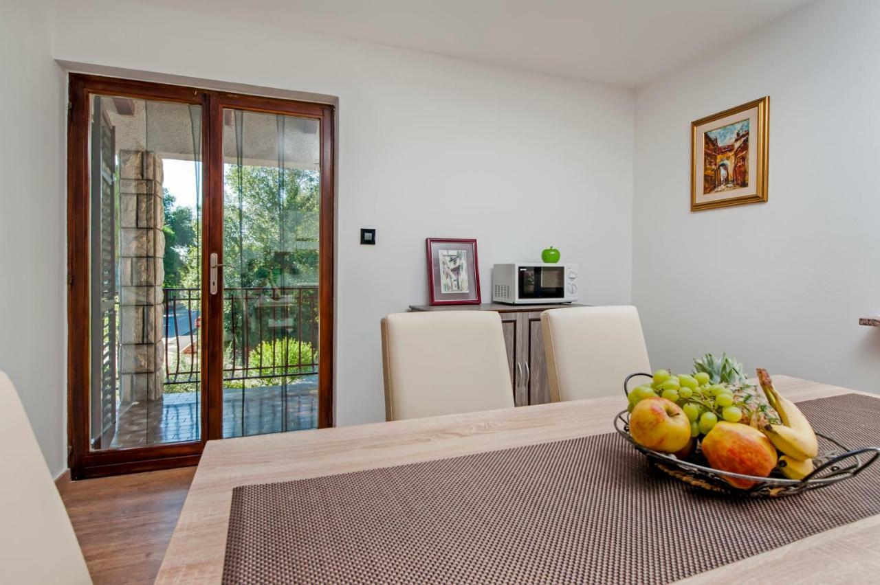 Apartment Nika Rovinj Exteriör bild