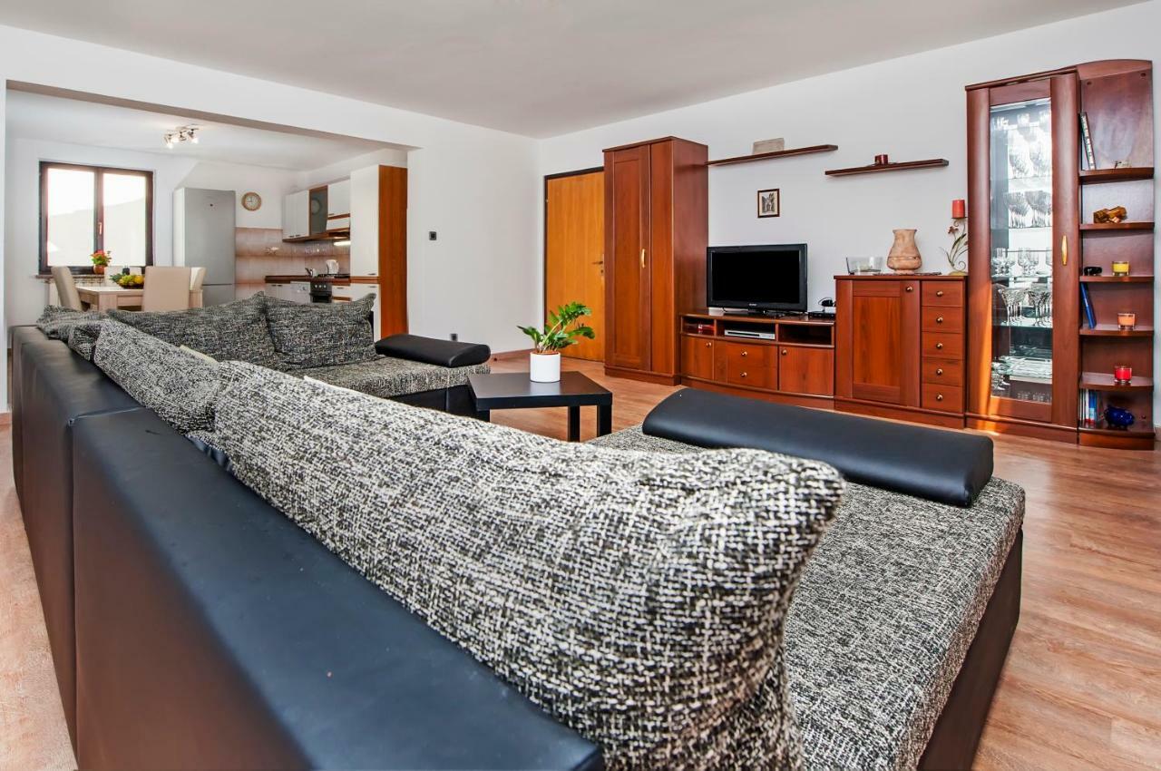 Apartment Nika Rovinj Exteriör bild