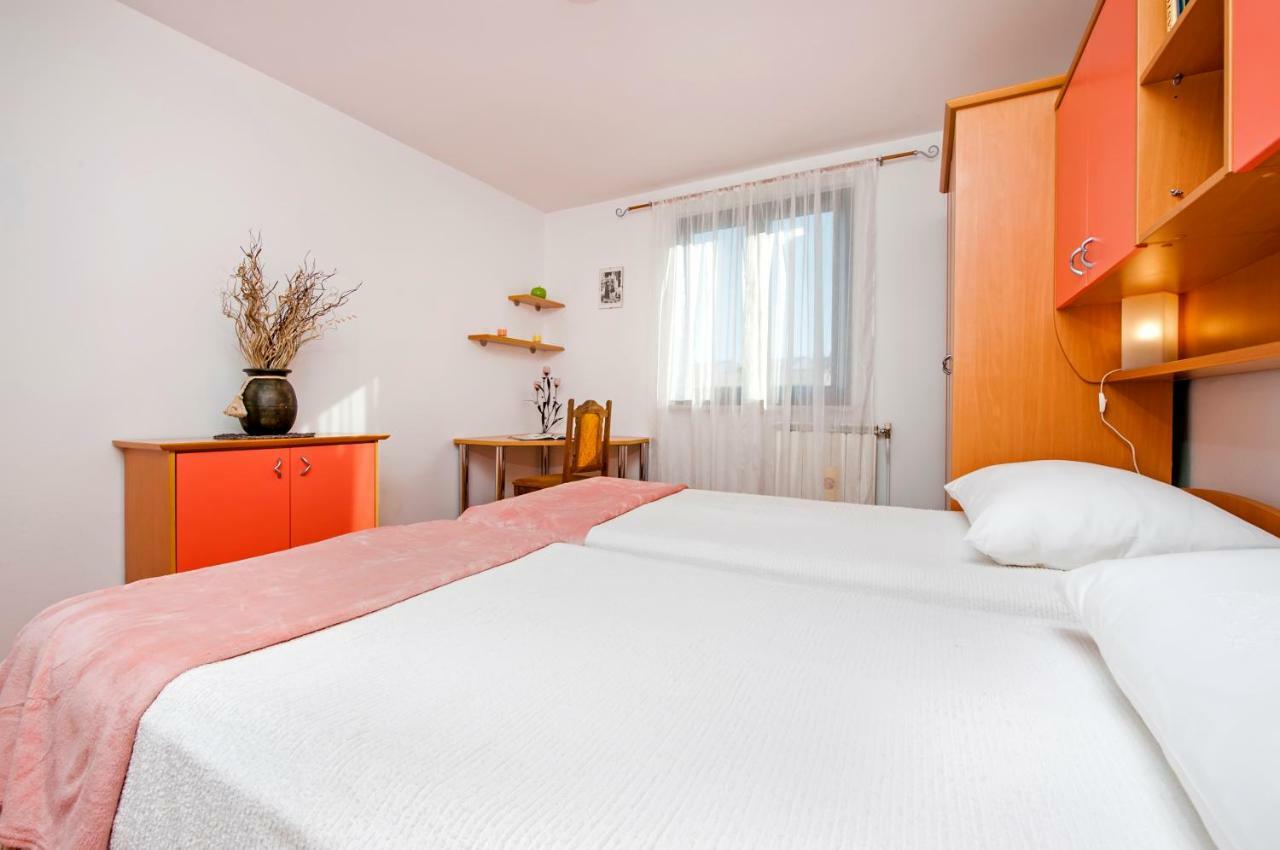 Apartment Nika Rovinj Exteriör bild